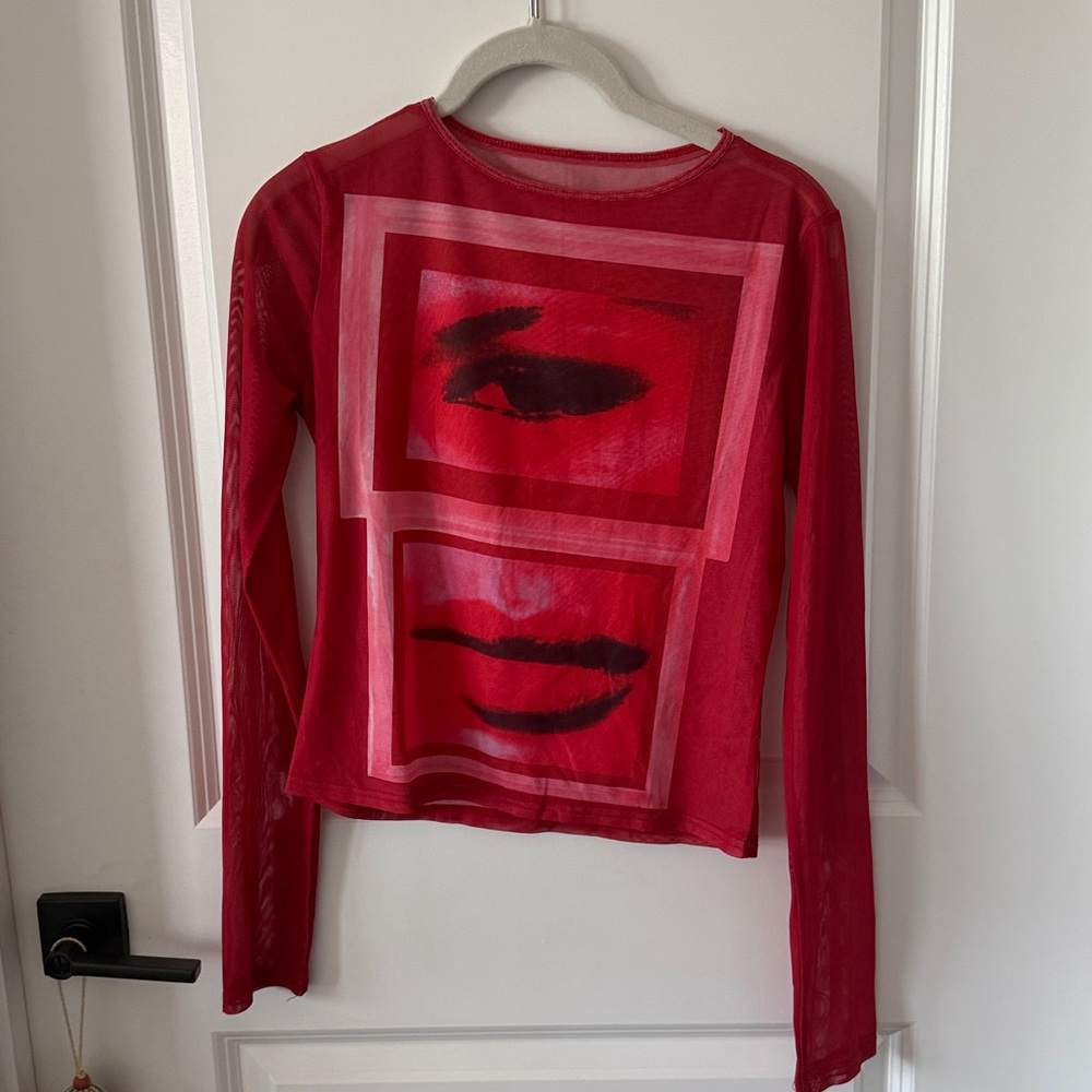 Red Long Sleeve Graphic Top